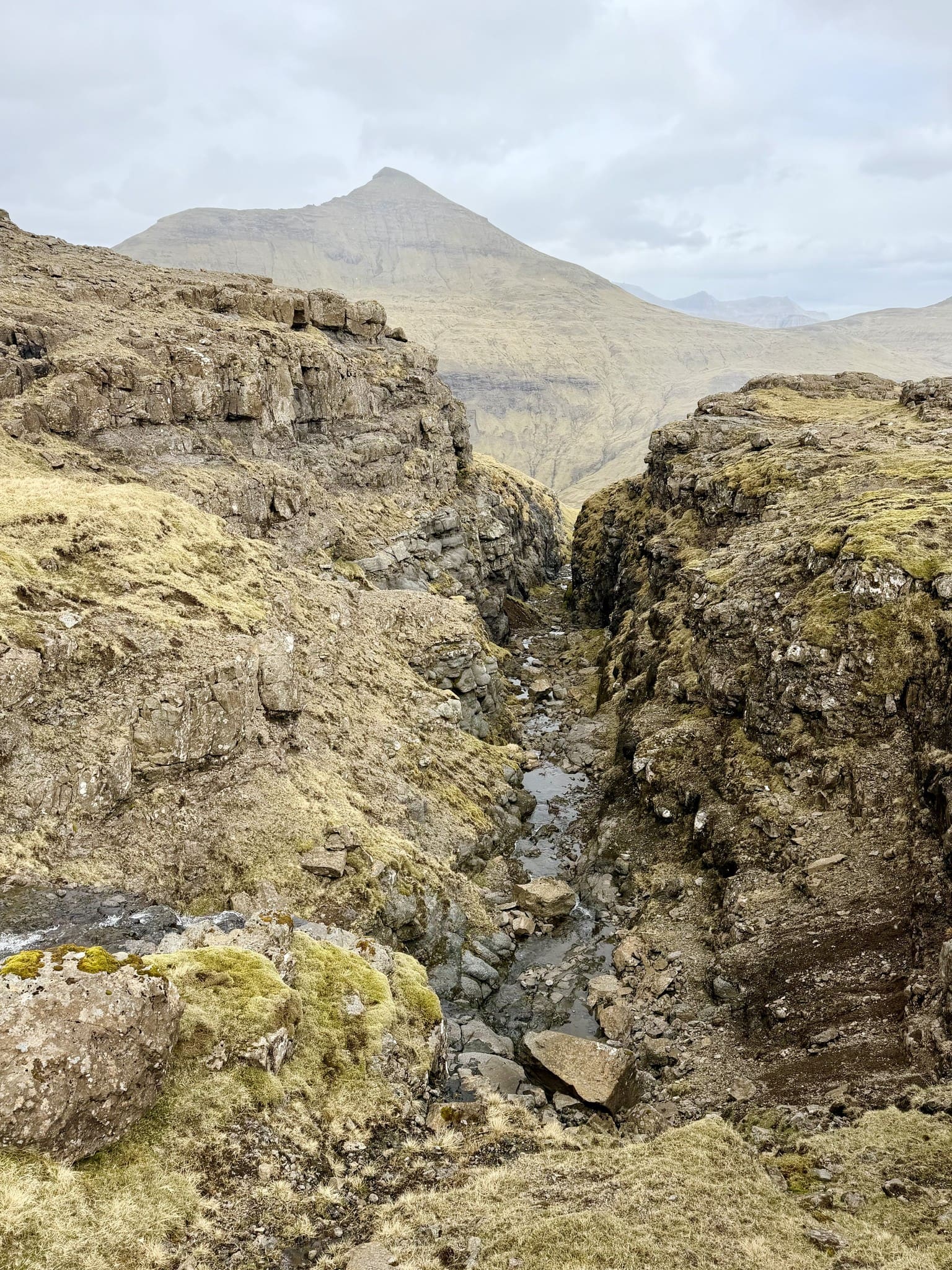 Øsnagjógv