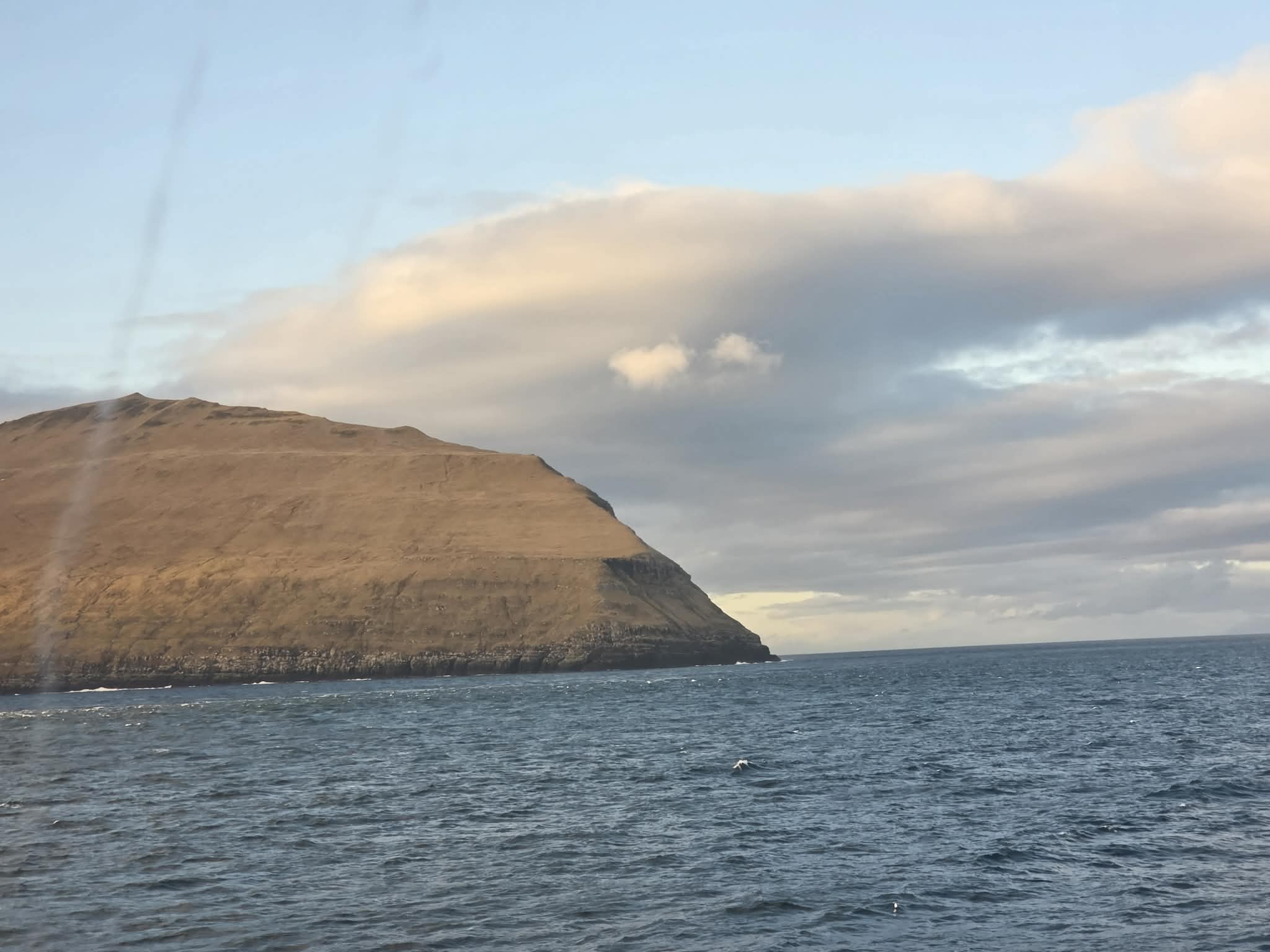 Hellan Langa