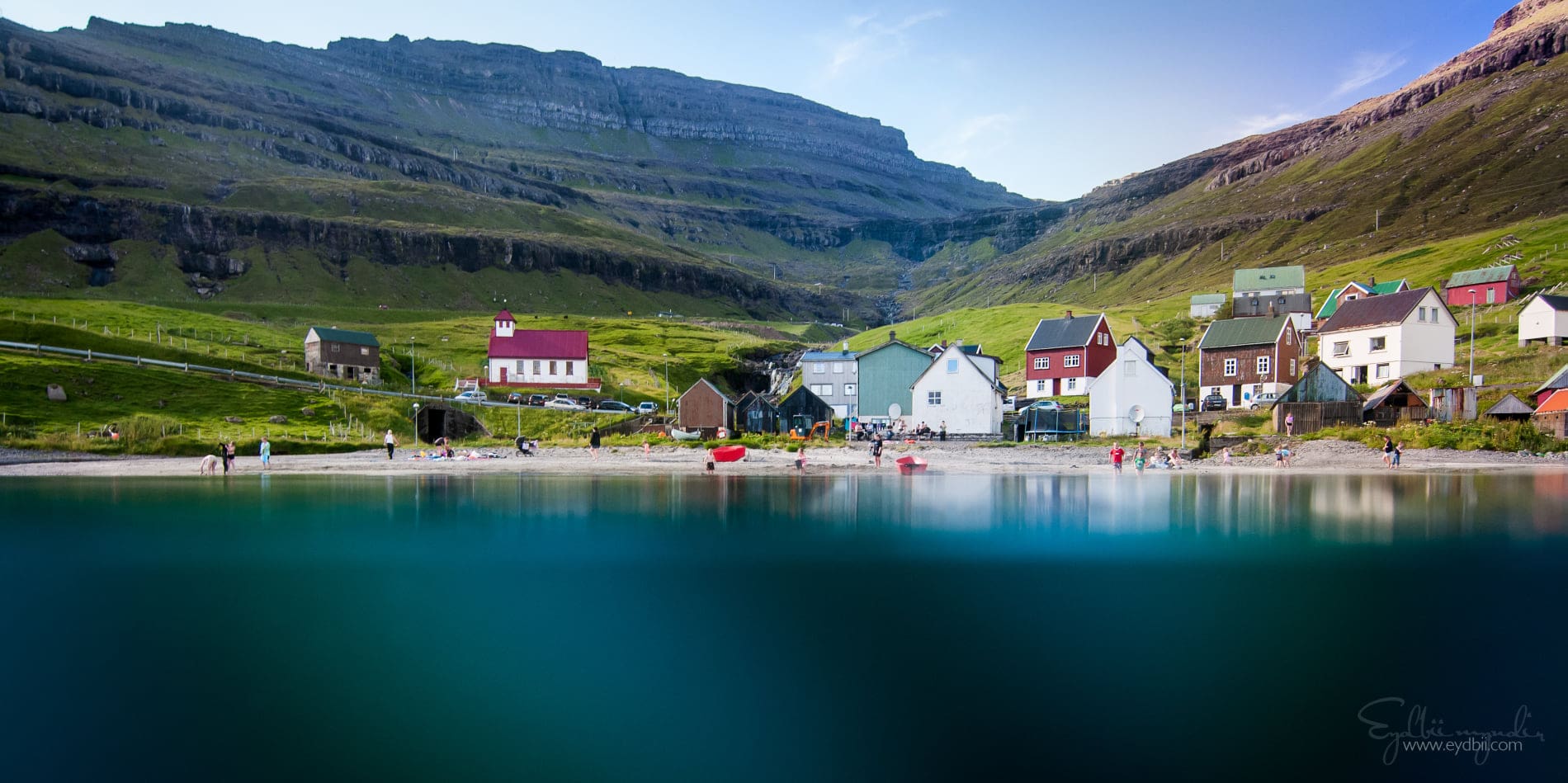 Kirkjan í Árnafirði