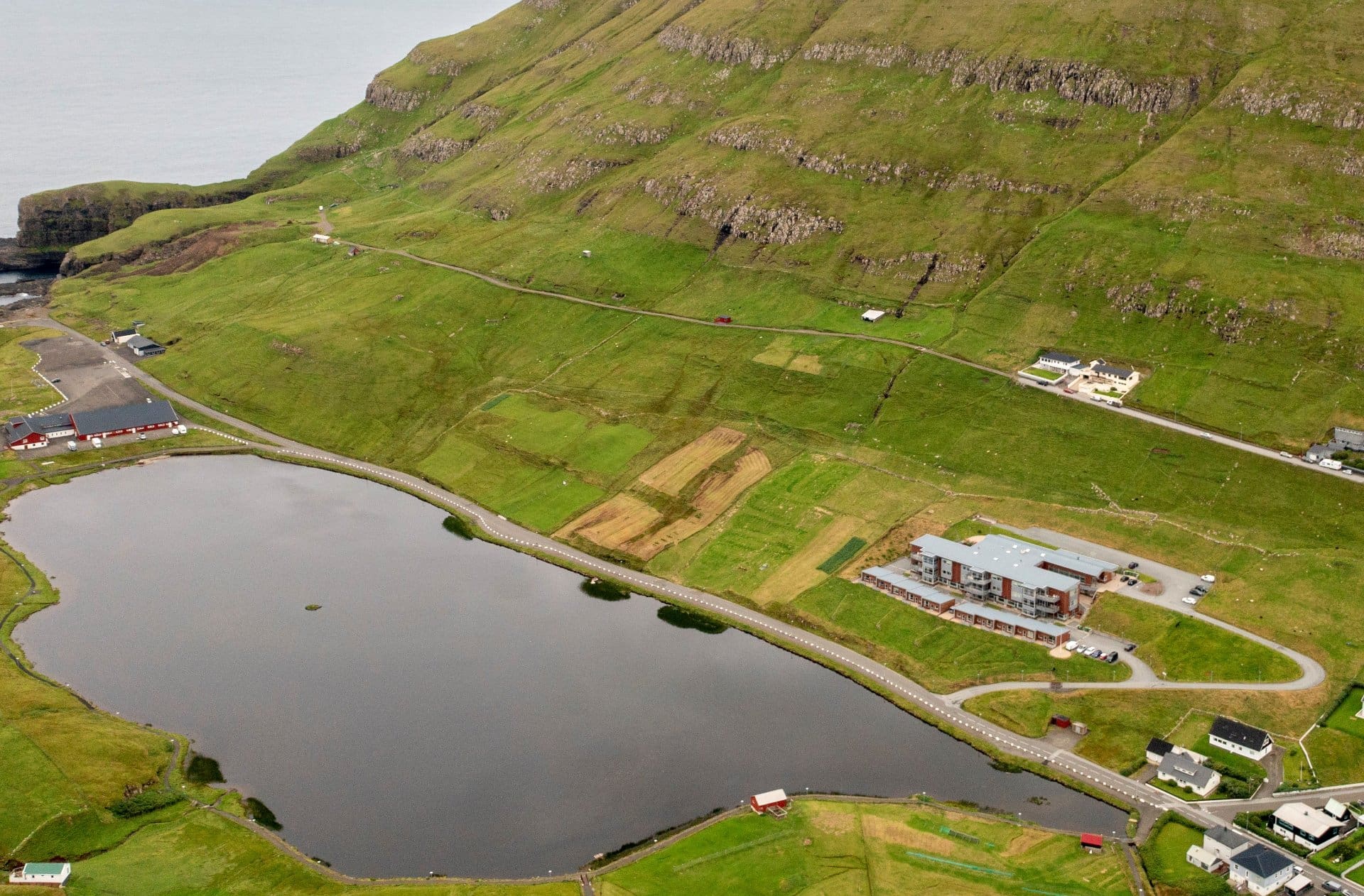 Hólmurin á Vatninum