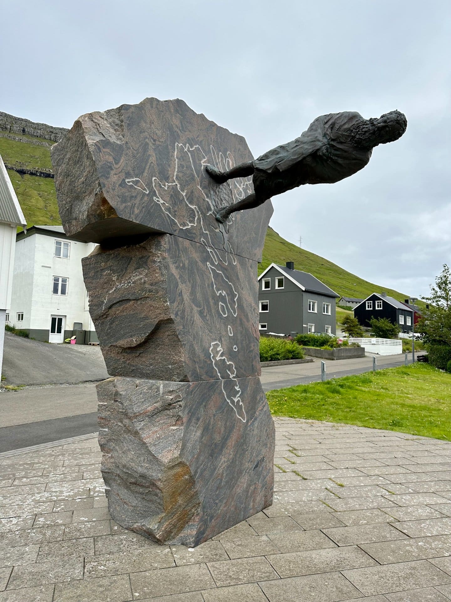 Minnisvarðin í Norðragøtu