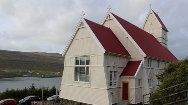 Tvørabakki