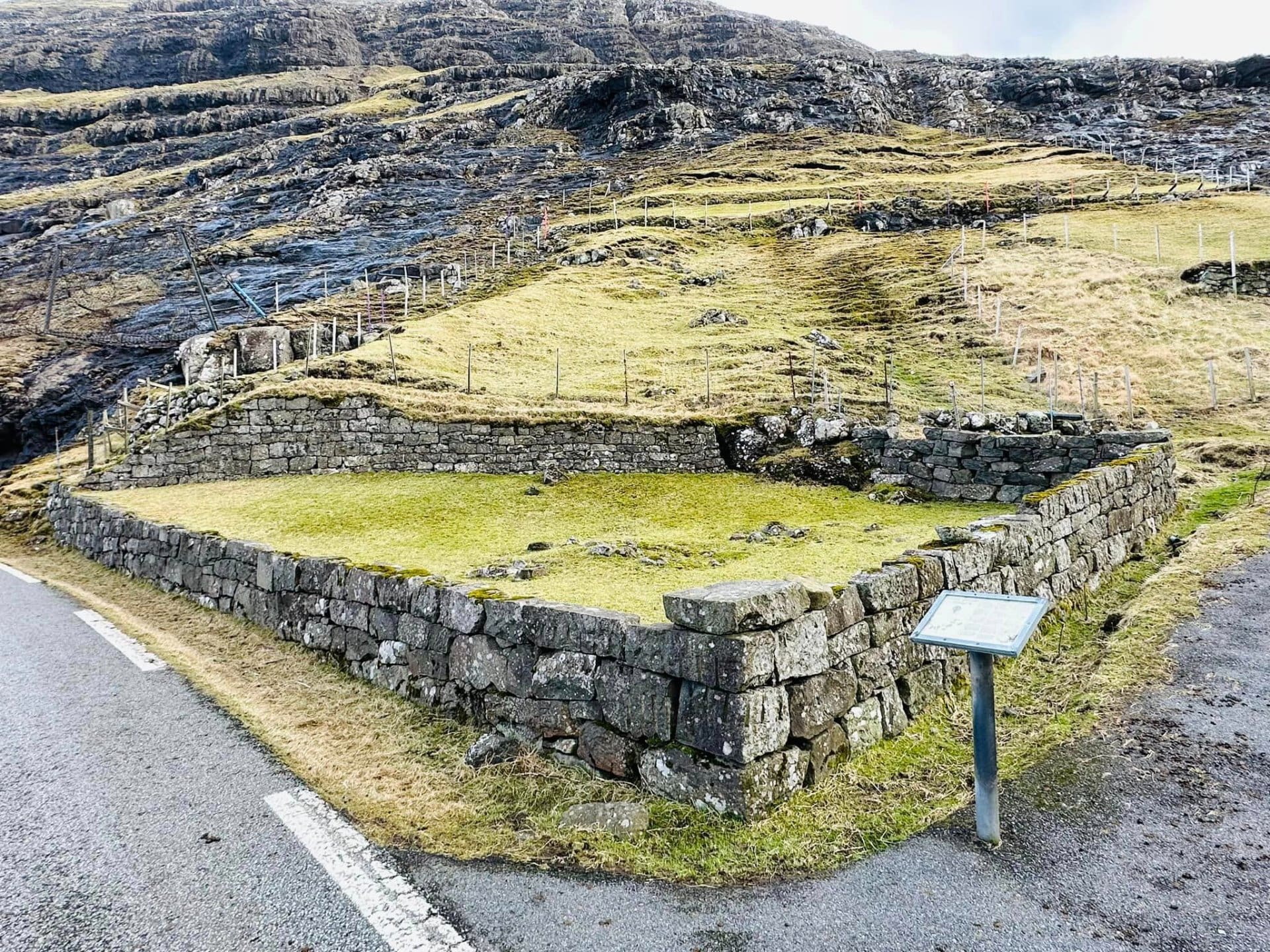 Víkingagravir í Tjørnuvík