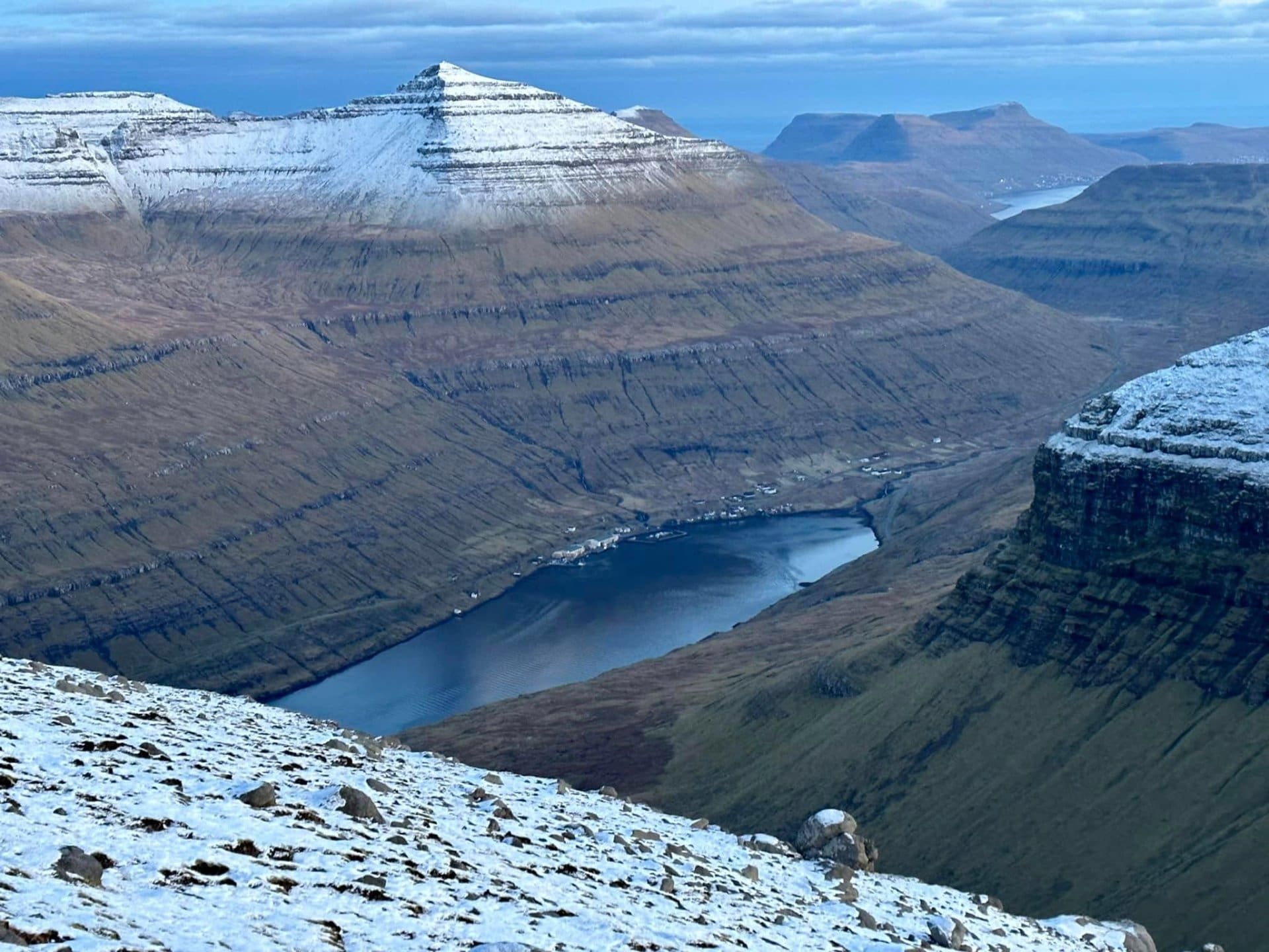 Funningsfjørður bygdin