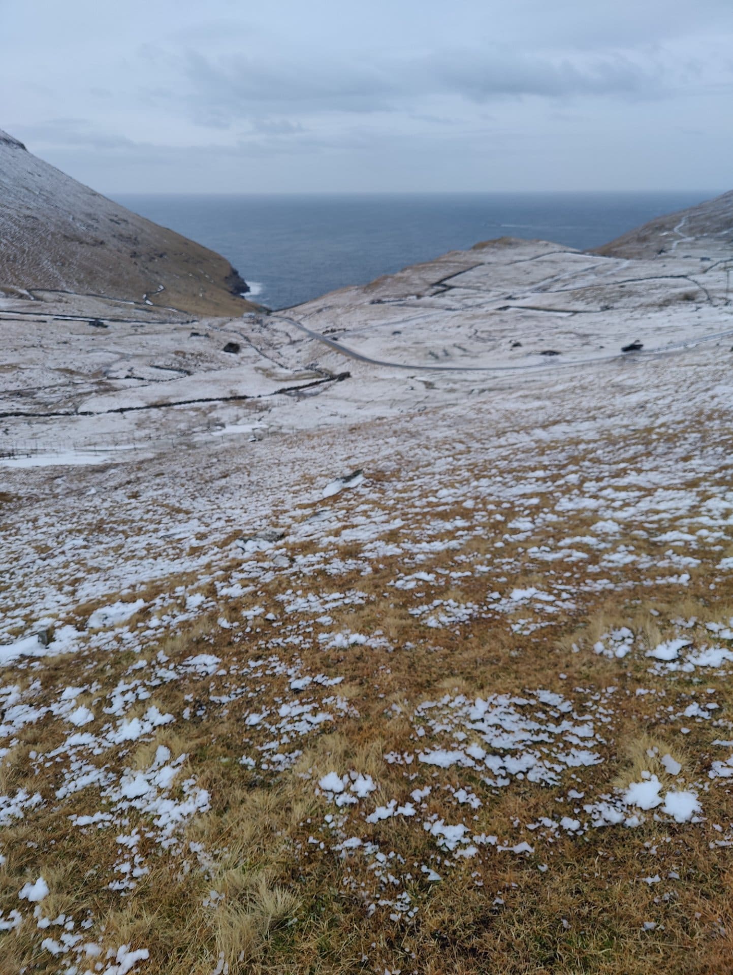 Inni undir Hálsinum