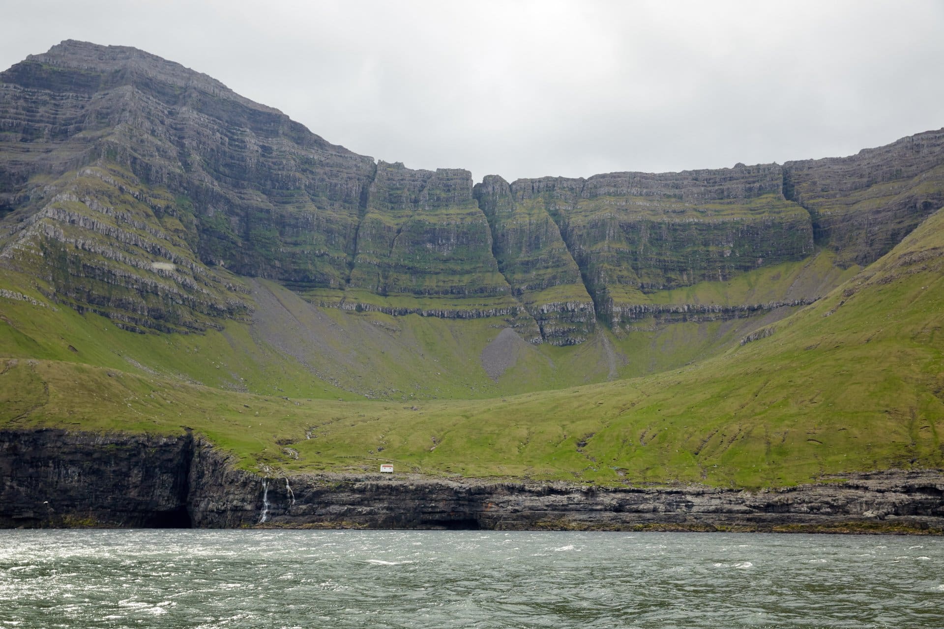 Tangin undir Rættini